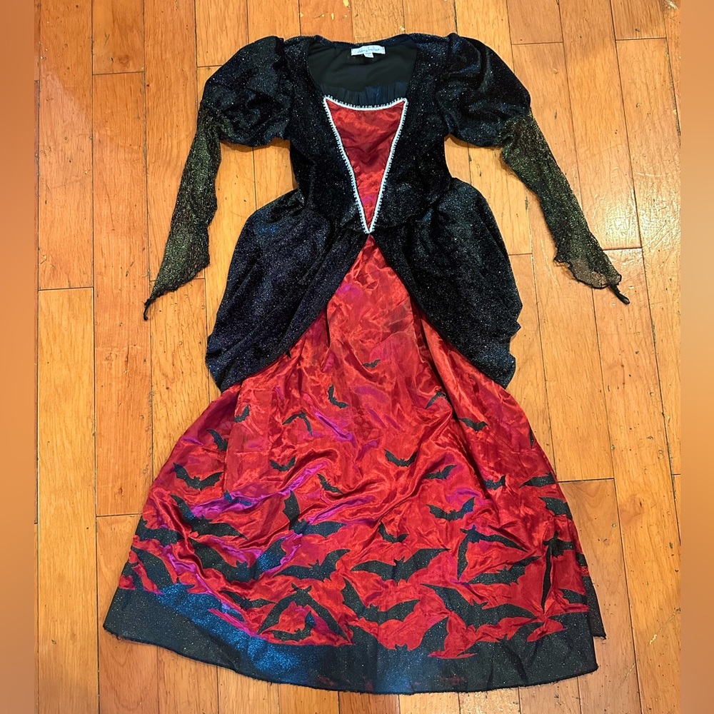 Size 10 very well made, gorgeous girls vampire dress from Chasing Fireflies.